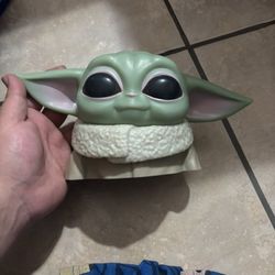 Star Wars Baby Yoda Lamp