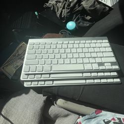 Apple Wireless Keyboard 