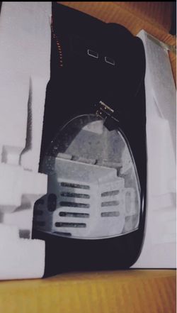 Ice machine or ice maker