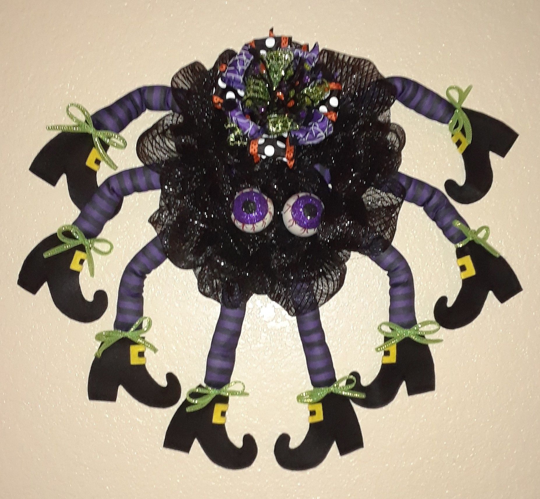 Halloween Spider Wreath / Decoration