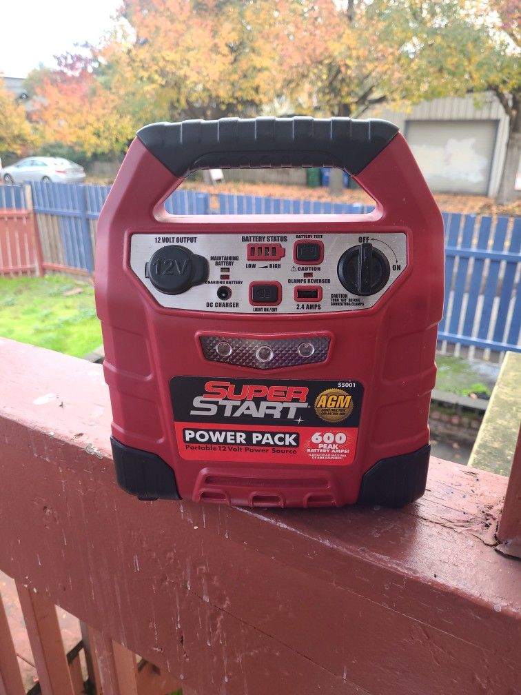 Super Start Power Pack Portable 12 Volt Power Source 600 Peak Battery Amps