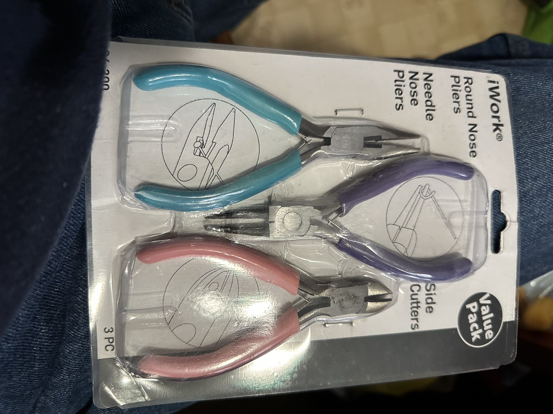 Small Pliers