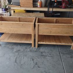 Cedar Planter Boxes