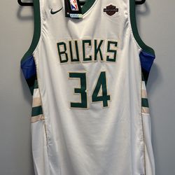 Milwaukee Bucks 