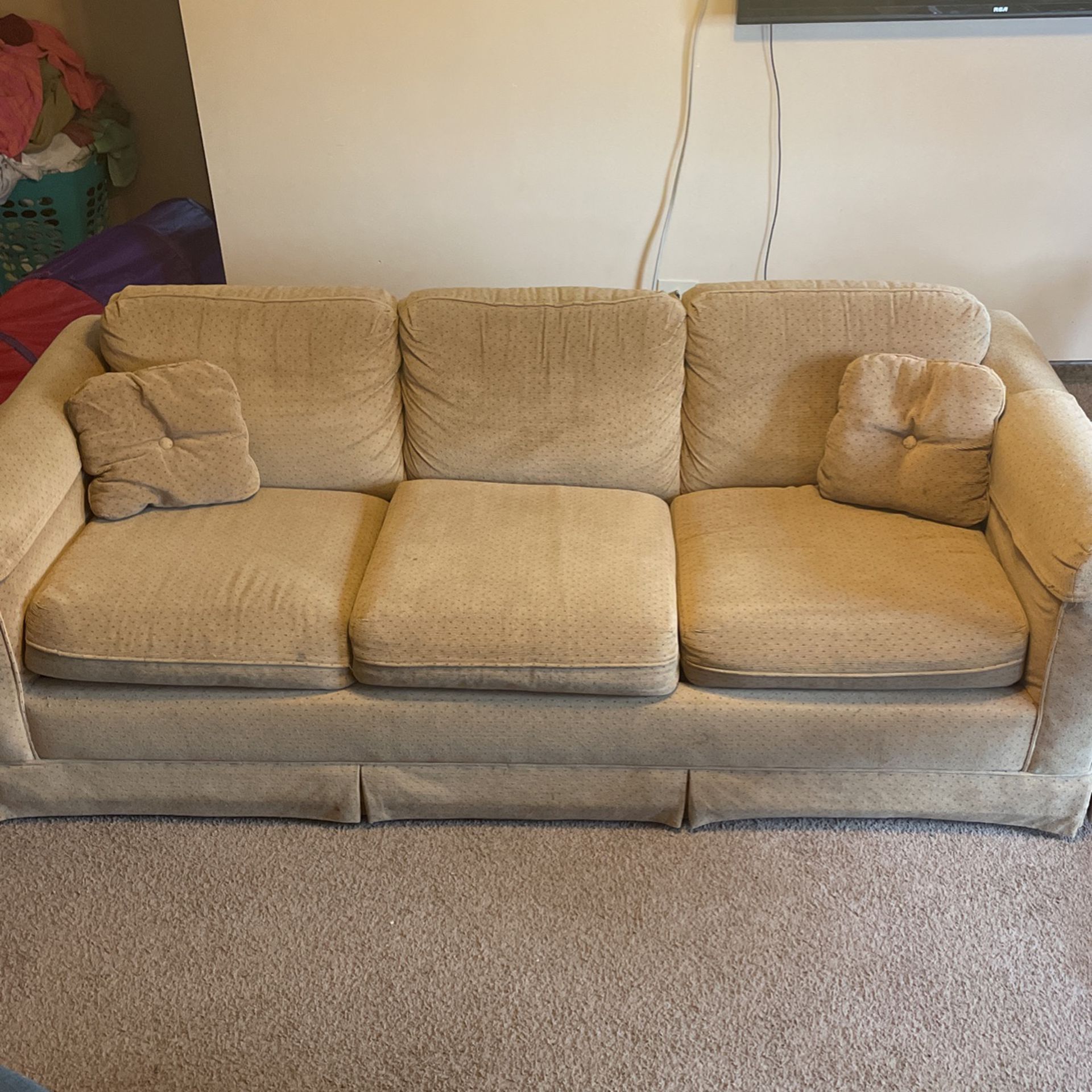 Pull out couch