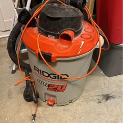 Wet/Dry Vac Ridgid.  Big 20 Gallon