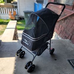 Petique Pet & Pets Swift Pet Rolling Foldable Stroller- Black