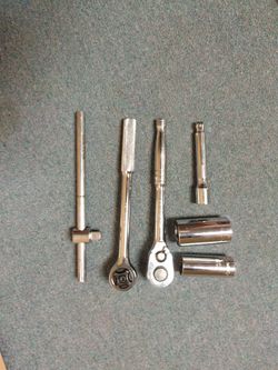 1/2"drive Ratchet USA Brand Breaking Bar and 6"extension Plus two Deep Socket Size 24"&30"mm