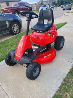 RIDING LAWNMOWER EVERYTHING WORK GOOD