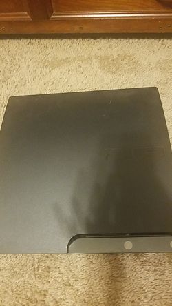 Ps3 console with wires and games