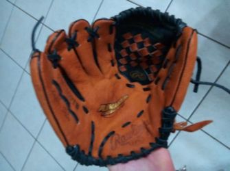 Youth baseball glove