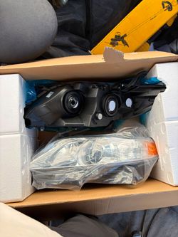 11-20 Toyota Sienna Halogen Projector Chrome Headlights Lamps Pair