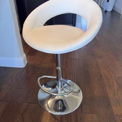 $20 Adjustable Swivel Stool 