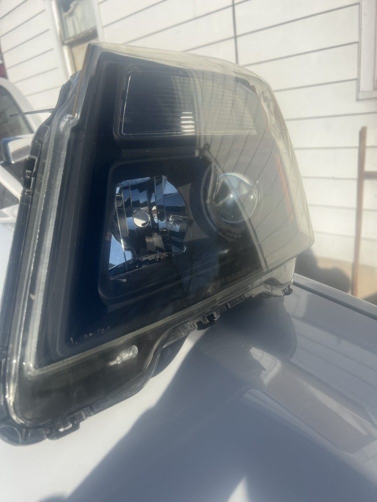 2007 Ford f150 headlights