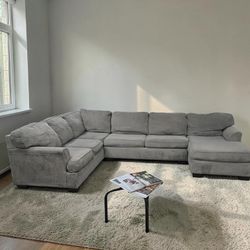 Large Grey Sectional Couch With Chaise 