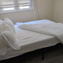 New Never Used Full Size Bed/Frame/Bedding