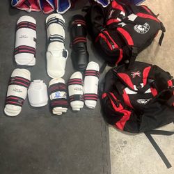 Kick Boxing / Karate Gear