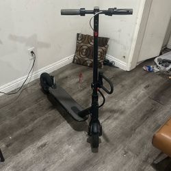 Xiaomi M365 250W Folding Electric Scooter