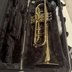 Student Model Trumpet W/conn Hard Case