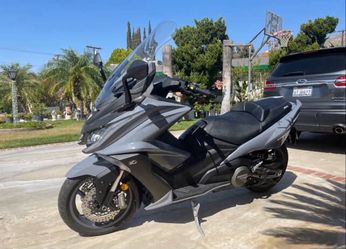 2021 Kymco AK550i ABS