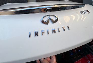 Infiniti G37S Trunk Lid White