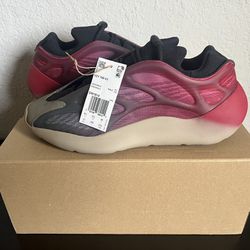 Yeezy 700 V3 - Faded Carbon