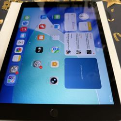 iPad 10.5 9generation 64 gig