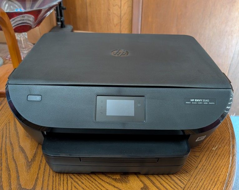HP ENVY 5540 Print, Scan, Copy, Web,+Photo.. Like New Condition