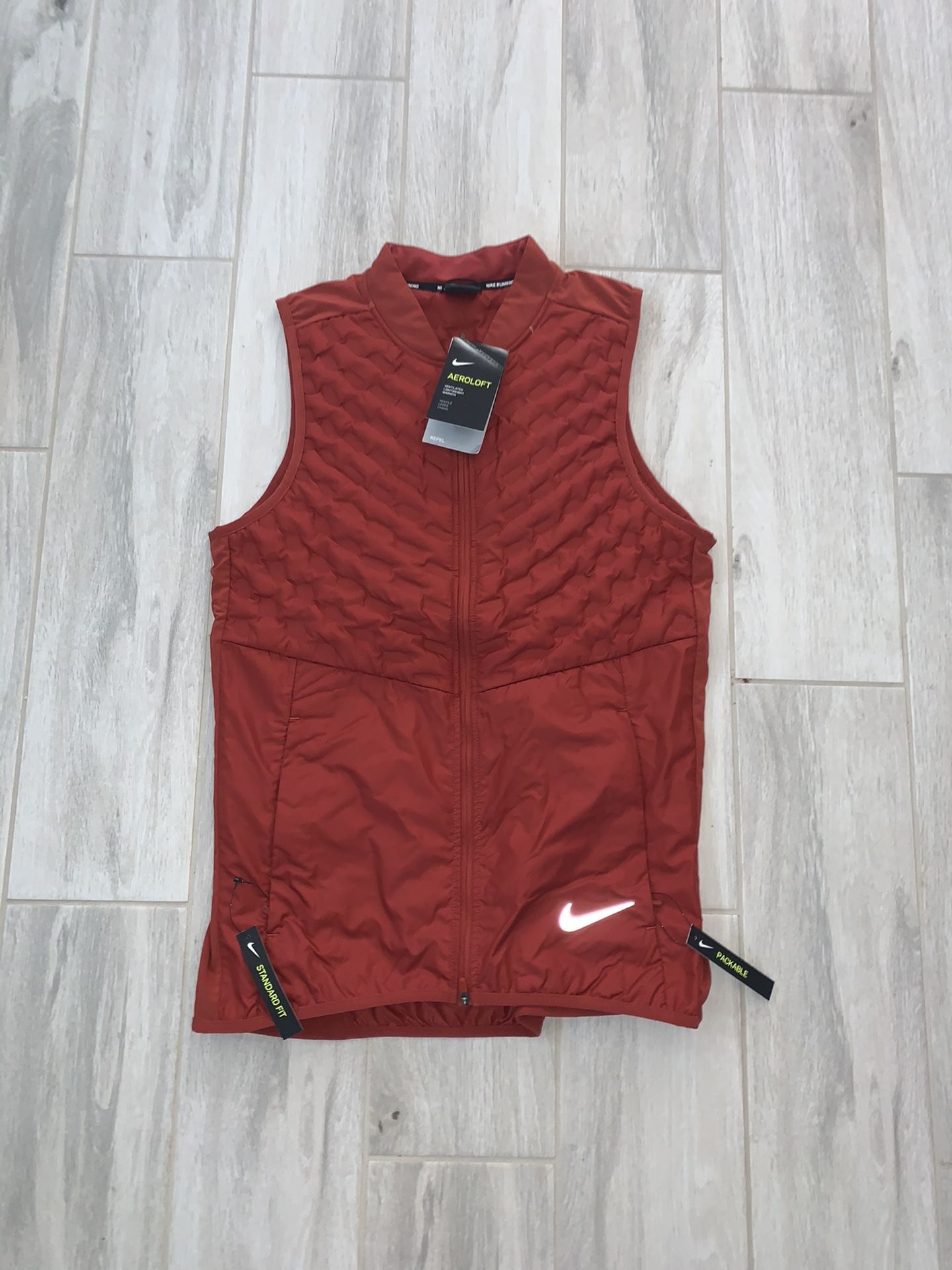 🤯 $180 NWT MENS SMALL NIKE AEROLOFT RUNNING VEST