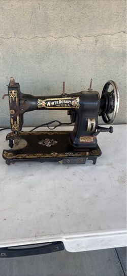 White Rotary Antique Sewing Machine USA