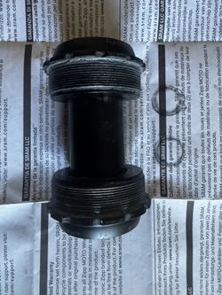 Chris king T47 BSA 24mm Spindle Size W BBkit
