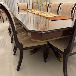 Dining table With 10 Chair 