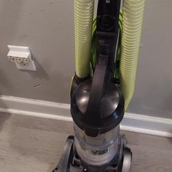 Vacuum Cleaner 