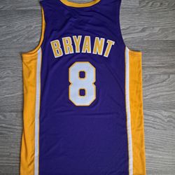 Kobe Bryant Lakers jersey 
