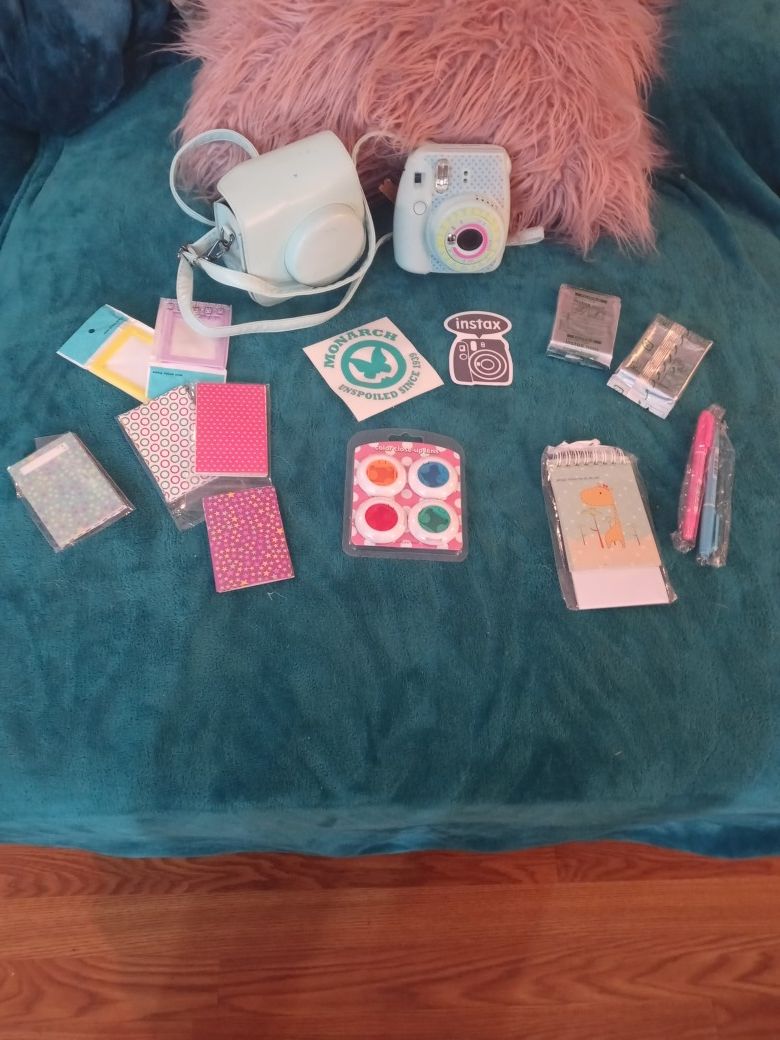 Mini Polaroid camera with case 2 new film packages and lots of adorable accessories