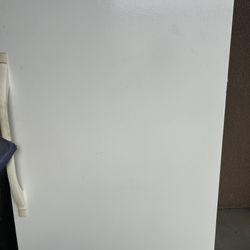 Kenmore Refrigerator 