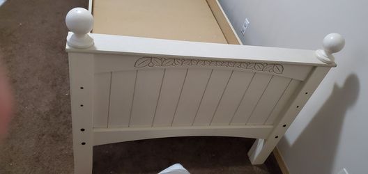 Twin bed frame