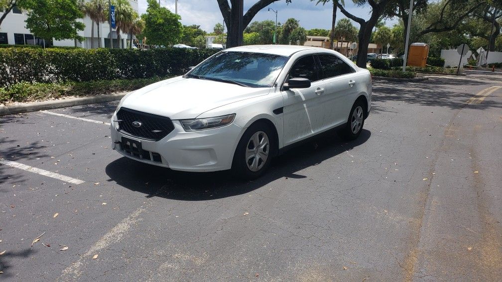 2014 Ford Taurus