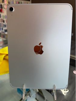 iPad a16 silver color cellular 128GB new and open box