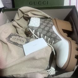Gucci GG Supreme Boots 