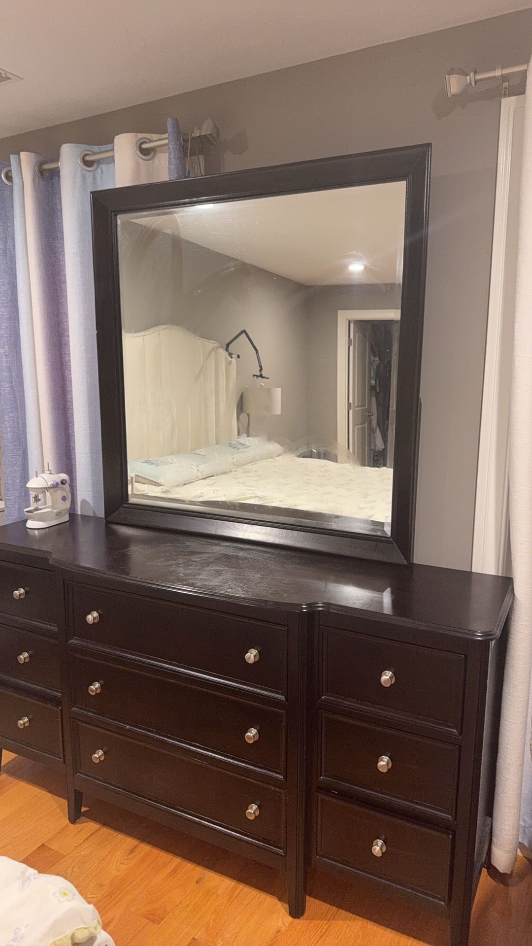 dresser with mirror