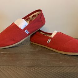 TOMS Flats Slip On Red Canvas Size Women's w 8.5