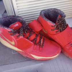 Nike Kyrie Irving 6 All-Star Trophies 