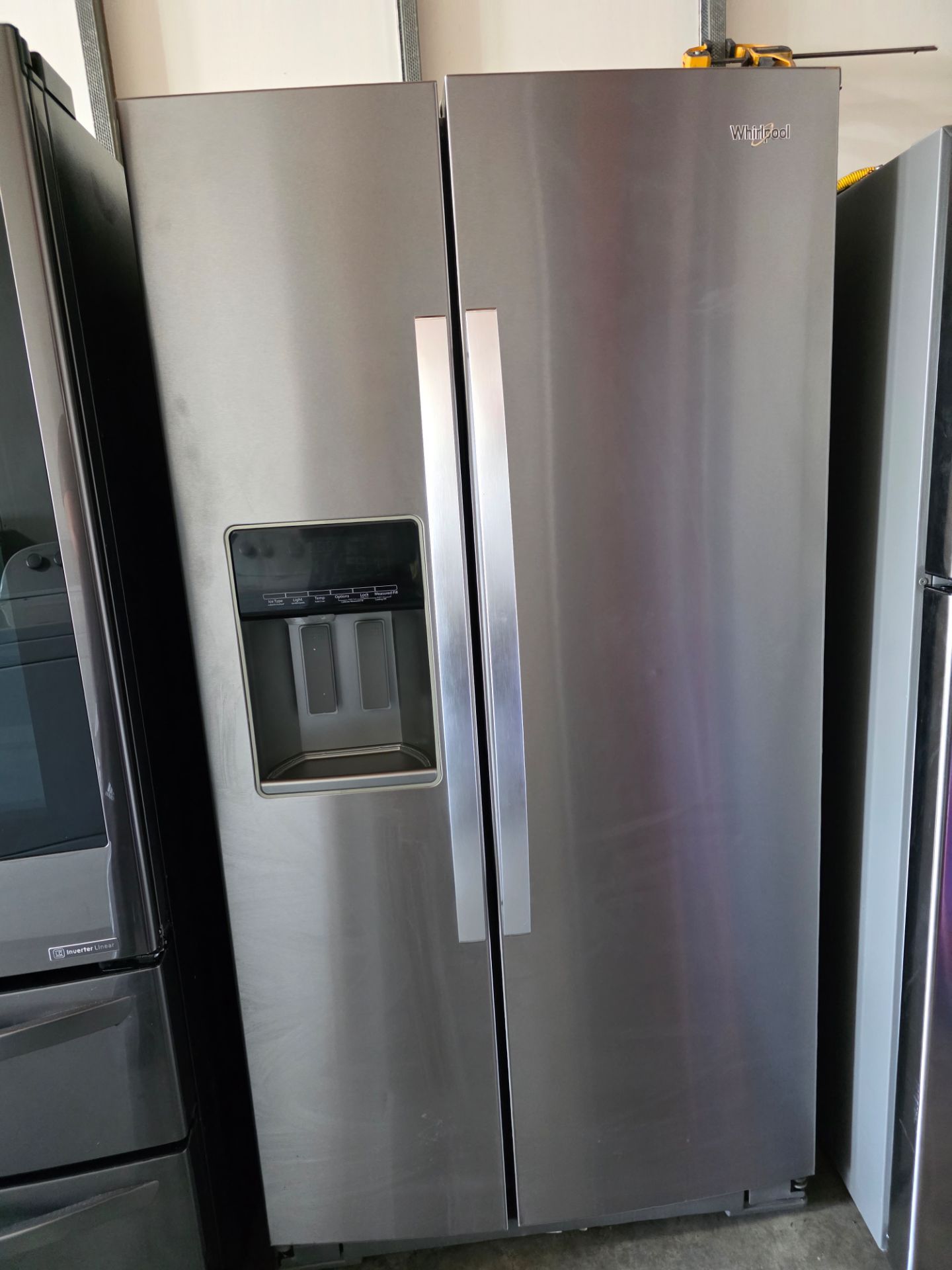 REFRIGERATOR WHIRLPOOL SIDE BY SIDE STAINLESS STEEL LIKE NEW COUNTER DEPHT