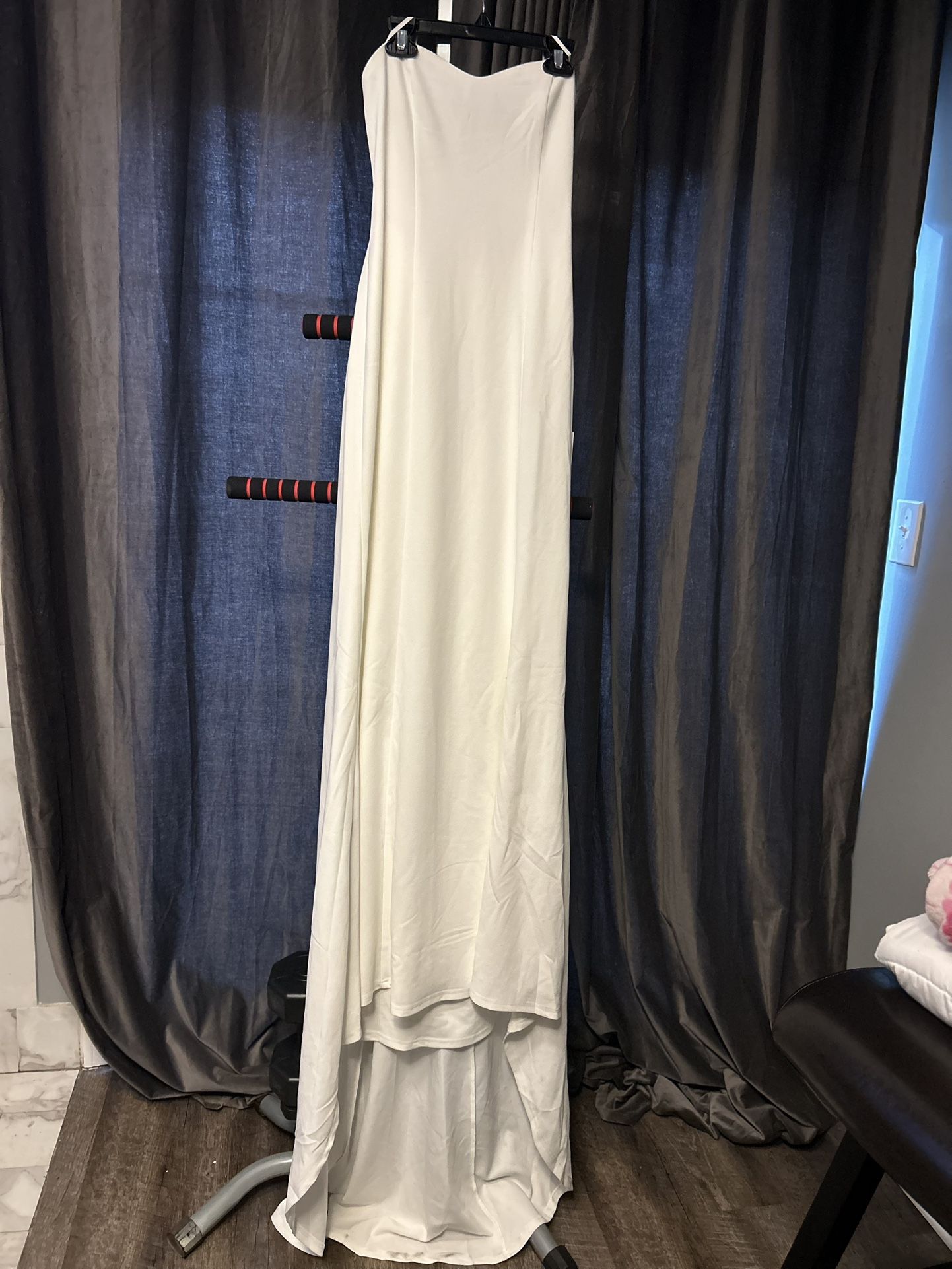 Lulu’s Wedding Dress And Veil