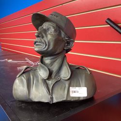 Dale Earnhardt Statue