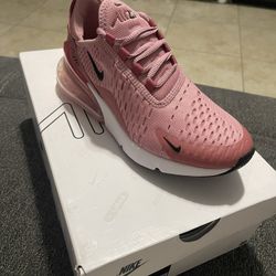 Nike Air Max 270