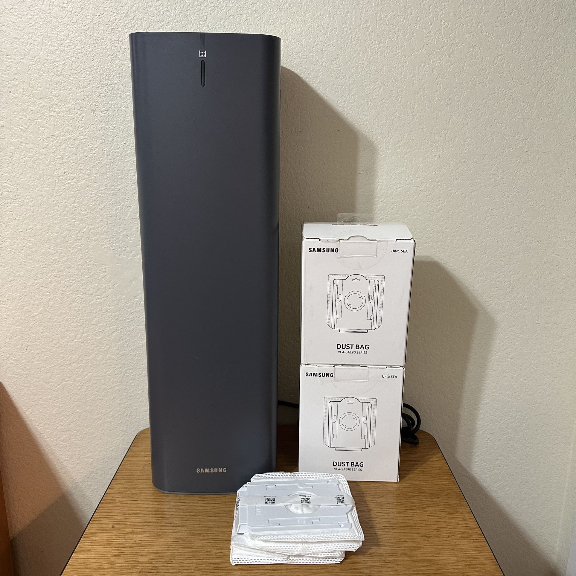 Silver Samsung Clean Station Dust Disposal with Bags