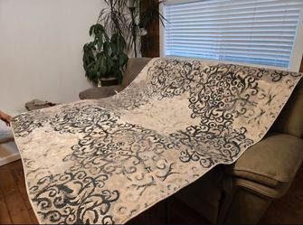 Beautiful NEW rug
