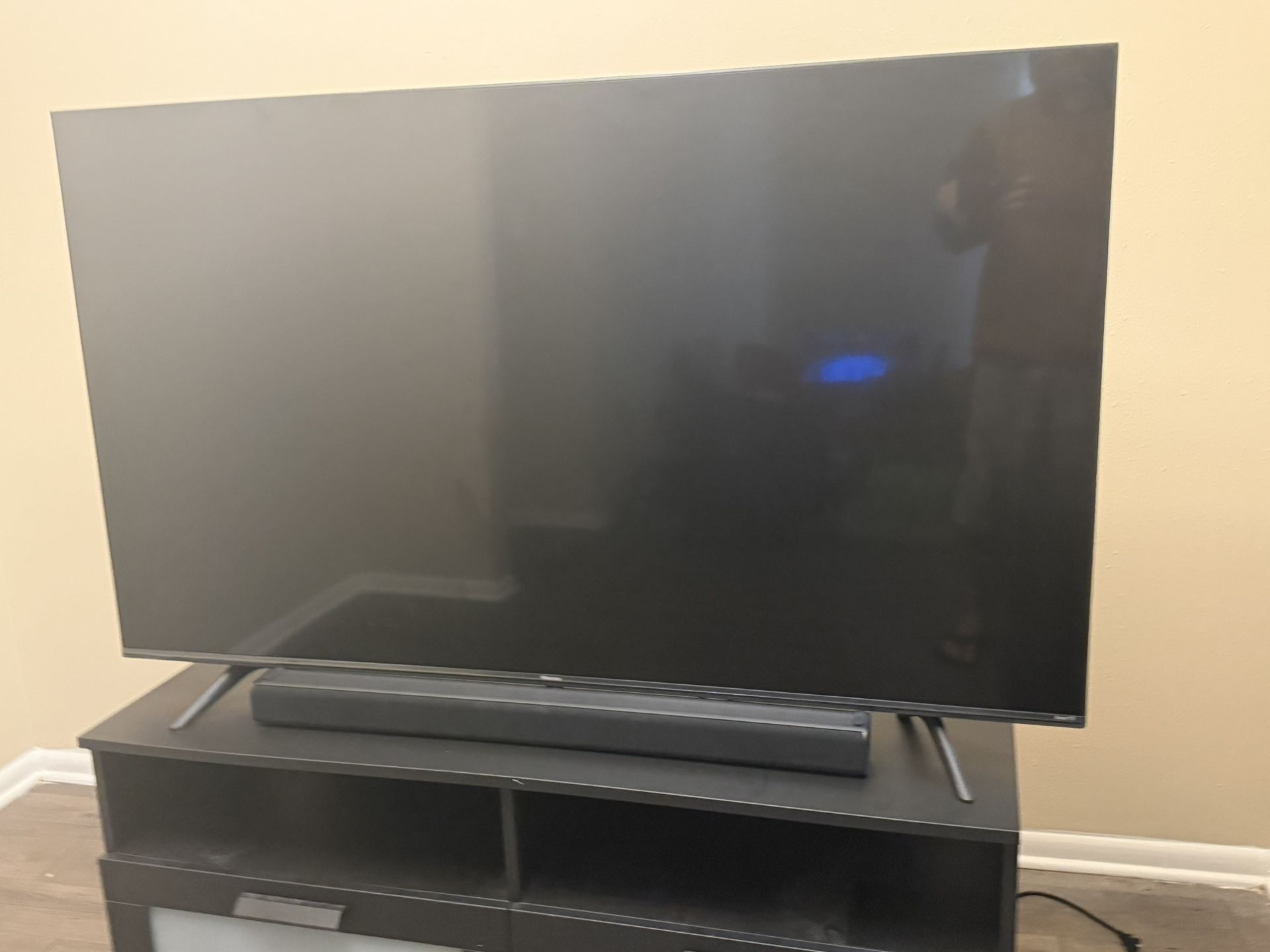 “58” Inch 4K Ultra HD Roku Smart TV with SoundBar